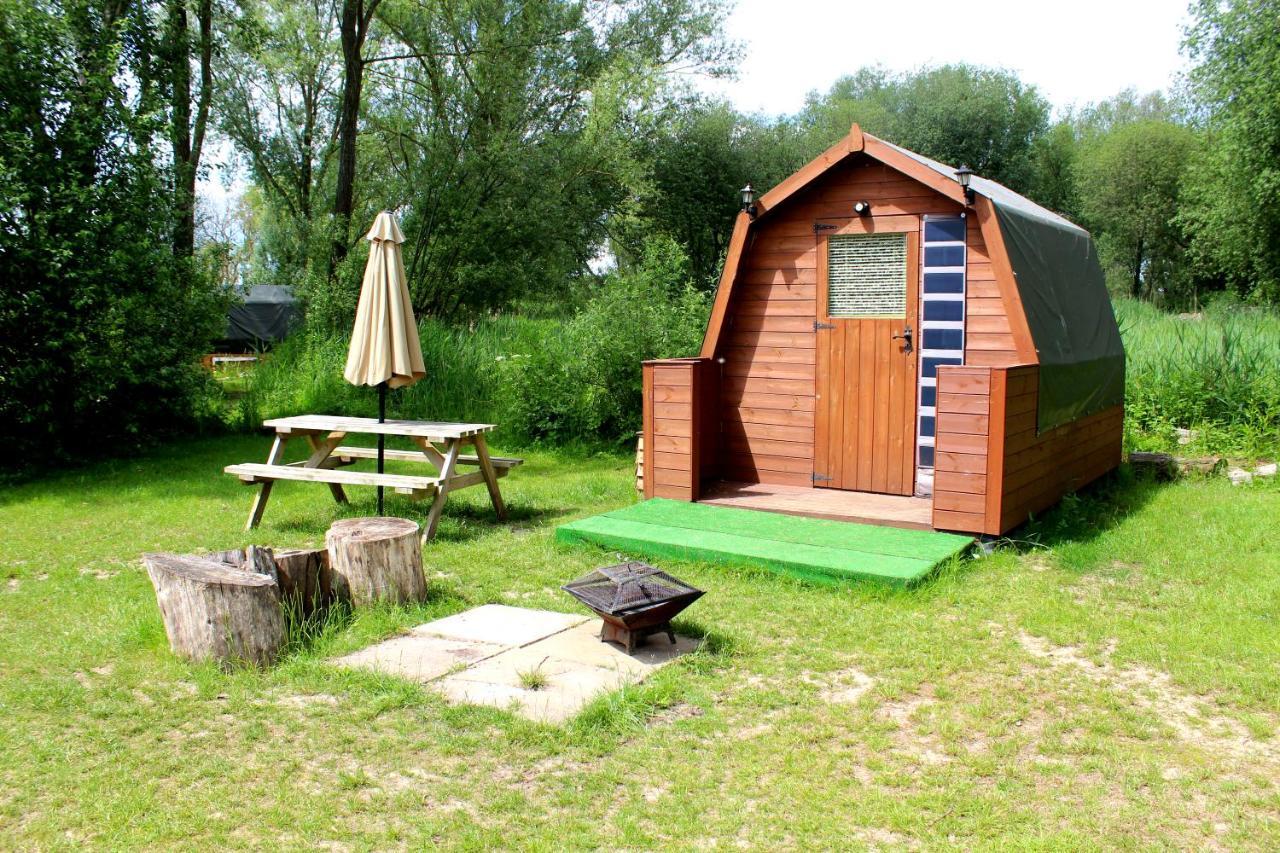 Rum Bridge Fisheries "The Cabin" Clare Exterior foto